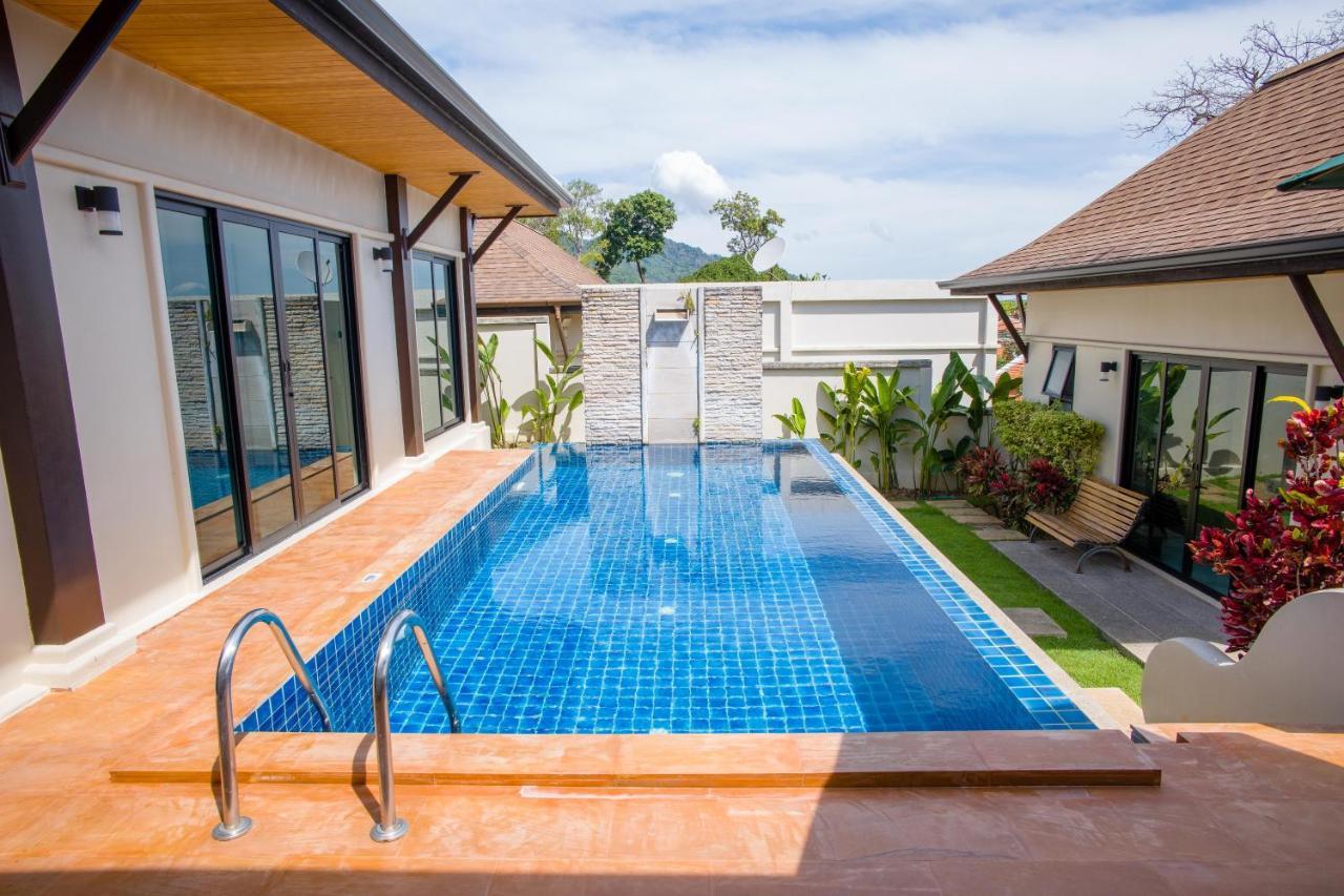 Foxtail Palm Villa Rawai エクステリア 写真